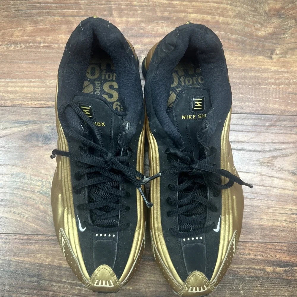 Nike shox r4